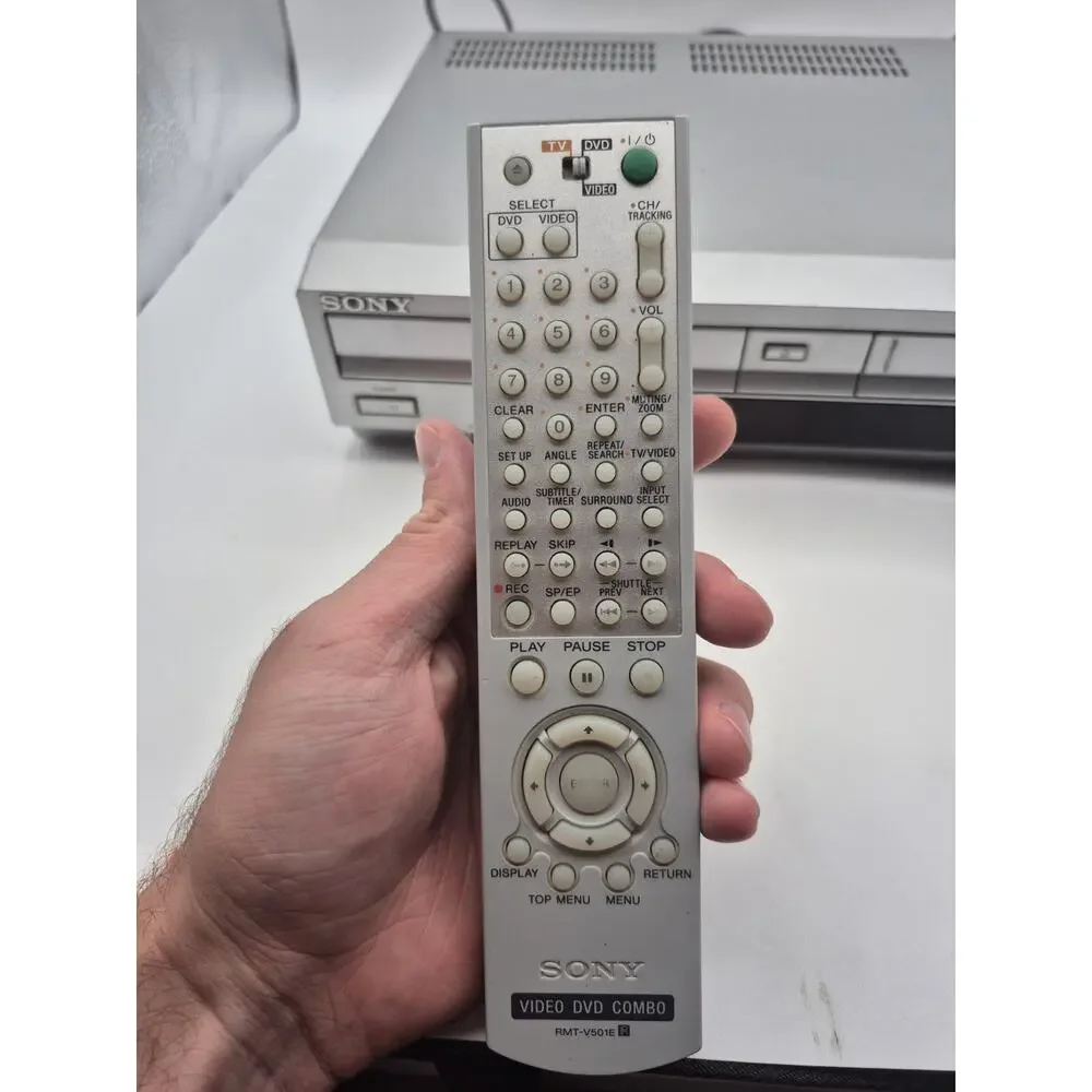 Sony SLV-D370P DVD VHS Combo Player Recorder Hi-Fi with Remote READ DESCRIPTION
